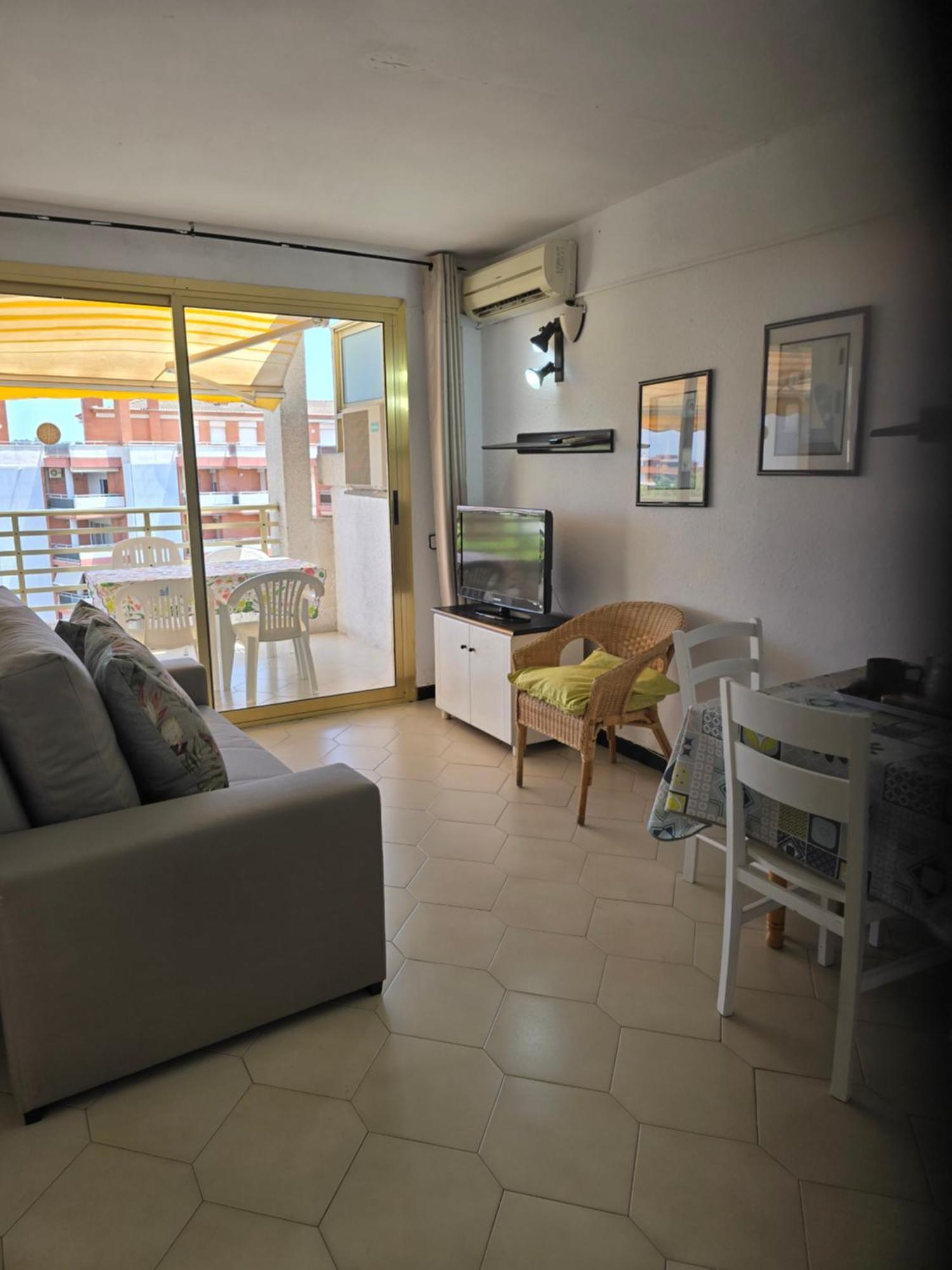Apartments Novelty Salou Exterior foto